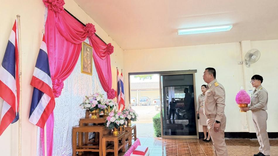 พิธีถวายราชสักการะ เนื่องใน “วันท้องถิ่นไทย” น้อมสำนึกในพระมหากรุณาธิคุณ รัชกาลที่ 5